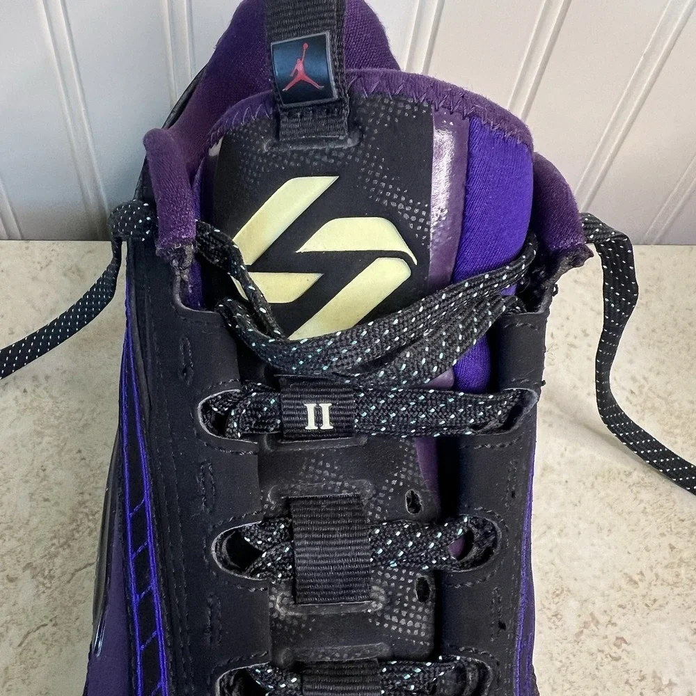 Jordan Luka 2 Cave Purple Sneaker Men Size 9 DX8733-001 Black Pitch Violet Kicks